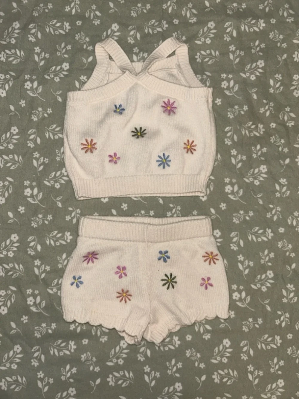 Old Navy Cream Knit Floral Tank & Shorts Set - Multicolor Embroidery